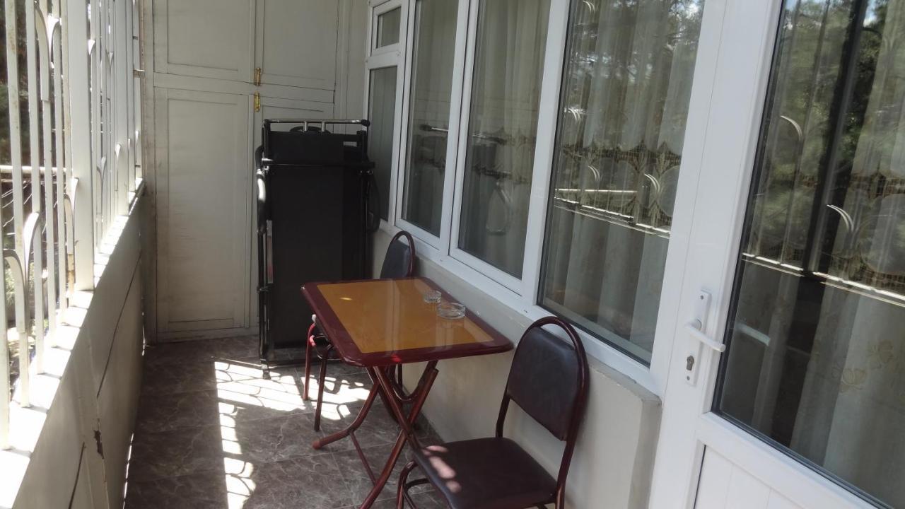 Apartment Vake-Saburtalo Tbilisi Exterior photo